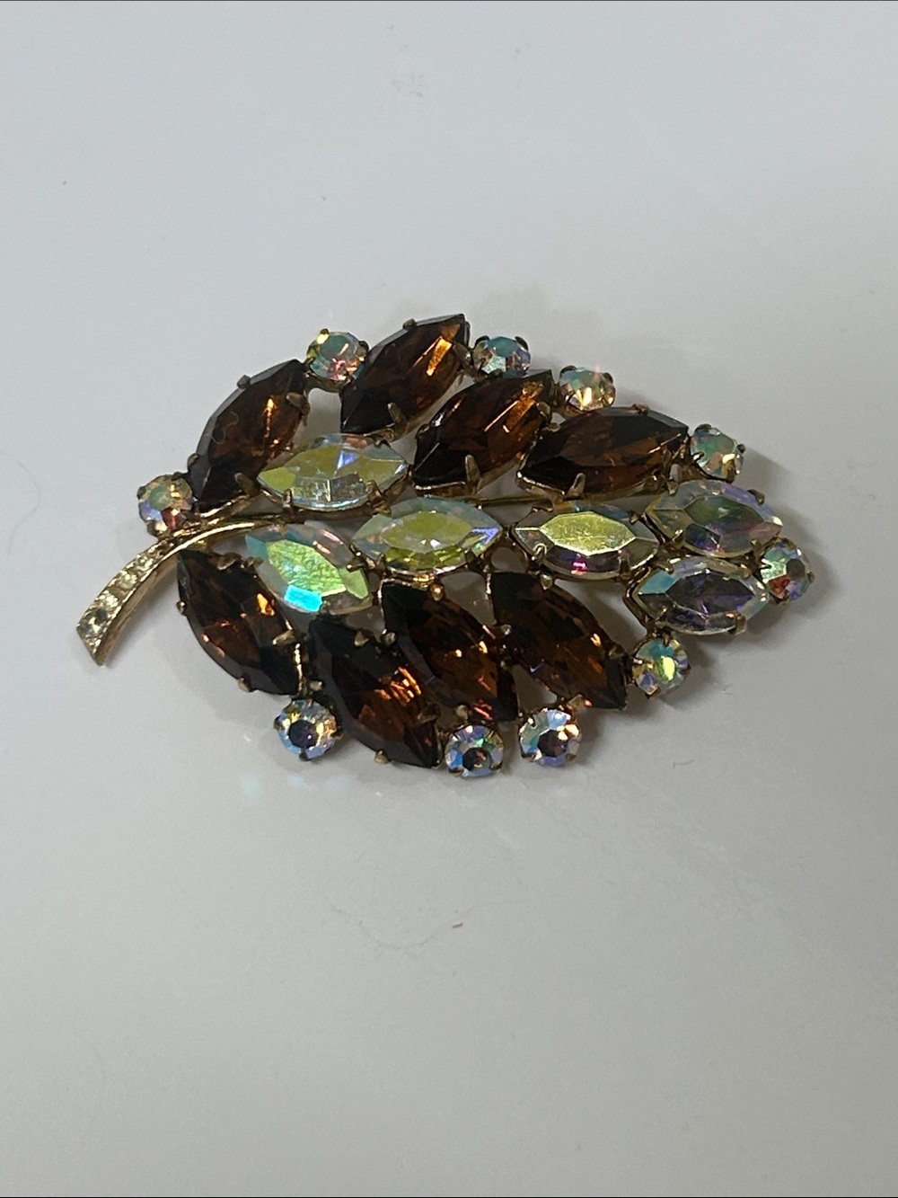 Vintage Mid Century Amber Topaz & Aurora Borealis Rhinestone Leaf Brooch Pin